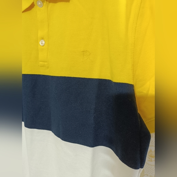 Banana Republic - Picture 2 of 4